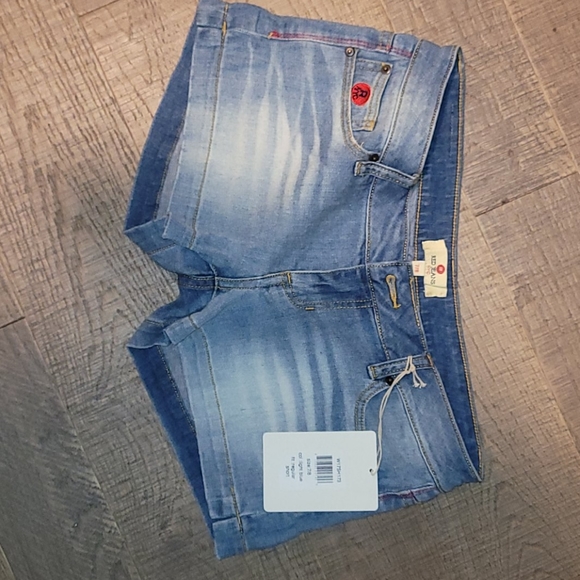 Jean shorts - Picture 4 of 5